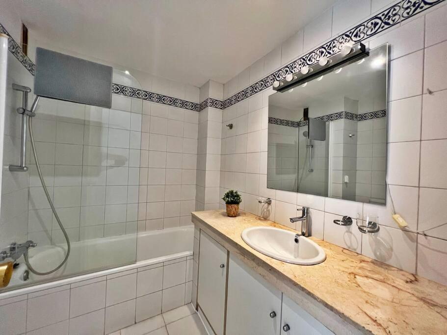 Bonito Atico En Primera Linea De Playa Con Piscina Appartement